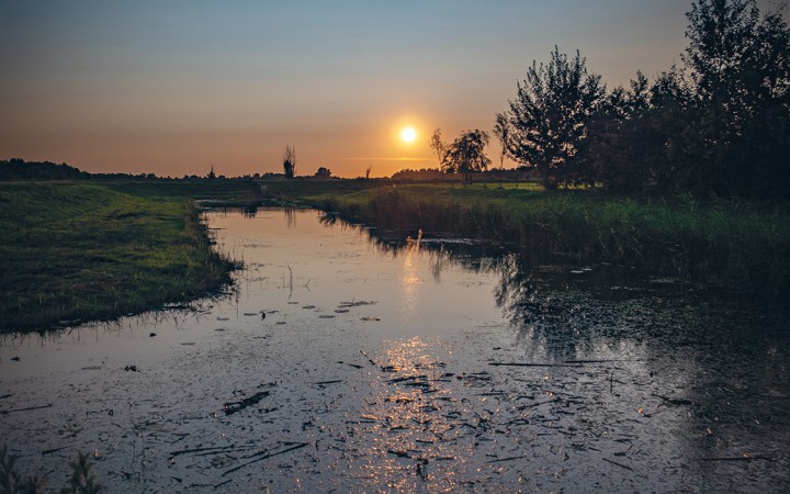 water platteland zonsondergang - Folkert Rinkema